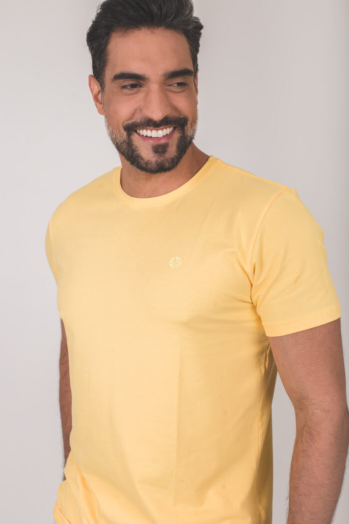 Camiseta Selo - Amarela